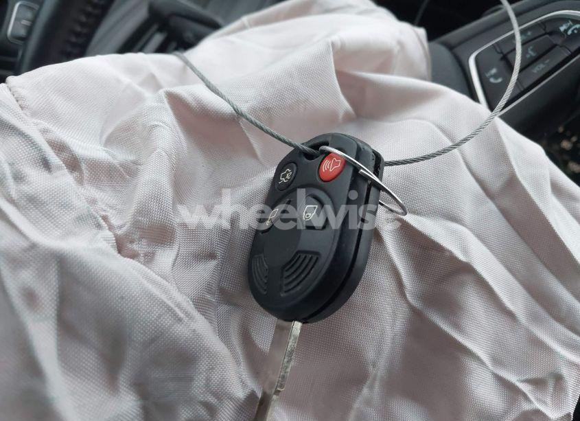 Photo 11 of 2015 Ford Focus SE (VIN 1FADP3F27FL269617)