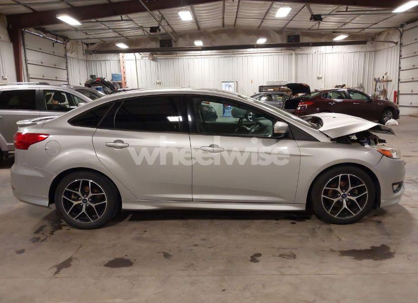 Photo 14 of 2015 Ford Focus SE (VIN 1FADP3F27FL368700)