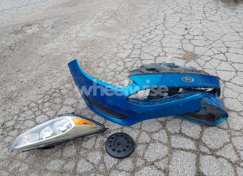 Photo 12 of 2016 Ford Focus SE (VIN 1FADP3F27GL211394)