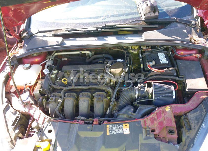 Photo 10 of 2016 Ford Focus SE (VIN 1FADP3F27GL224064)