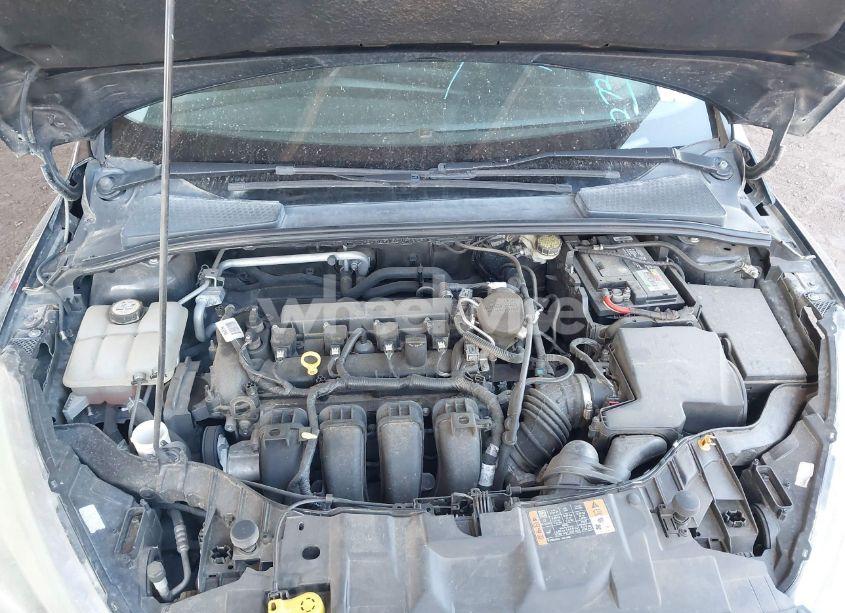 Photo 10 of 2016 Ford Focus SE (VIN 1FADP3F27GL272020)