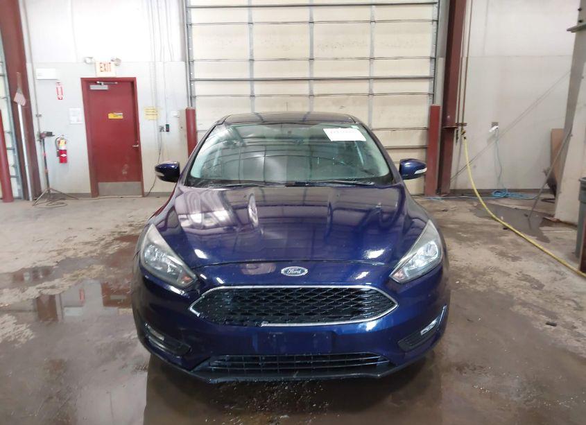 Photo 12 of 2016 Ford Focus SE (VIN 1FADP3F27GL275662)