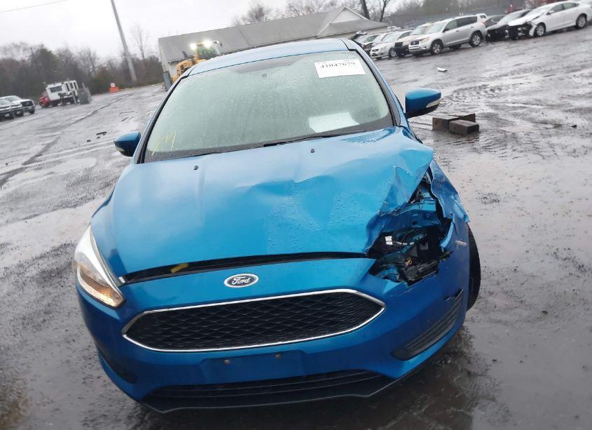 Photo 12 of 2016 Ford Focus SE (VIN 1FADP3F27GL292770)