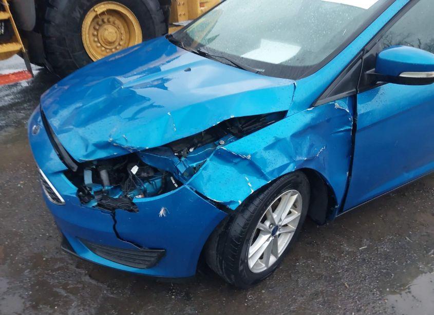 Photo 6 of 2016 Ford Focus SE (VIN 1FADP3F27GL292770)