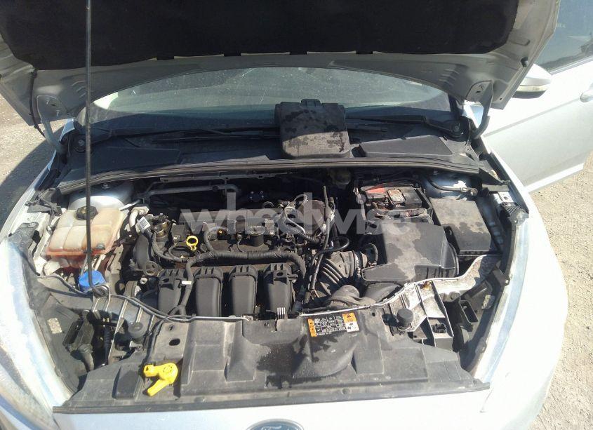 Photo 10 of 2016 Ford Focus SE (VIN 1FADP3F27GL309440)