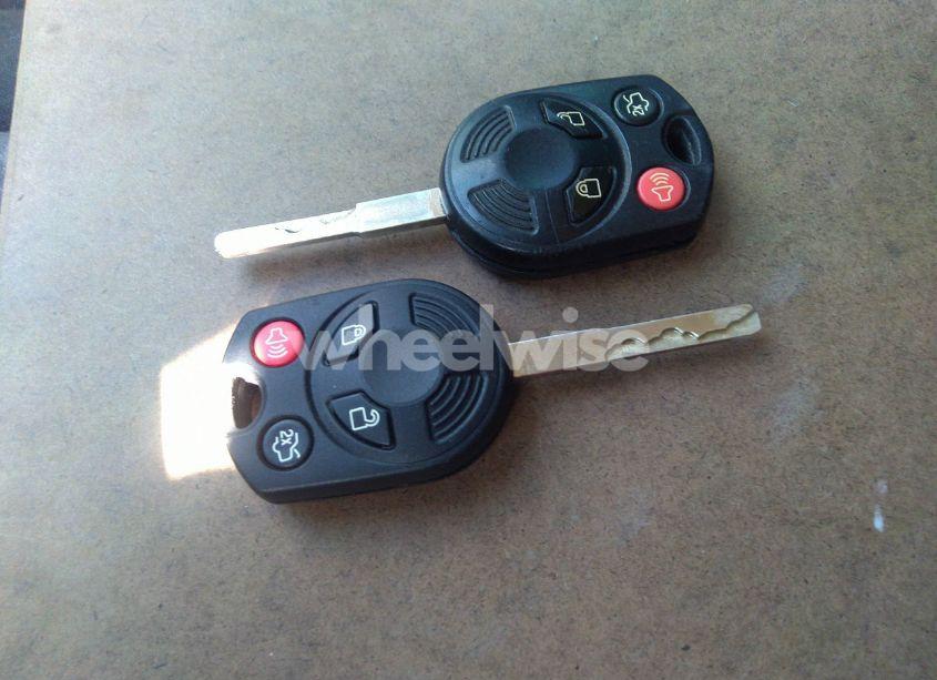 Photo 11 of 2016 Ford Focus SE (VIN 1FADP3F27GL309440)