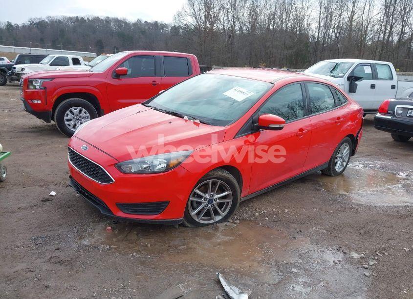 Photo 2 of 2016 Ford Focus SE (VIN 1FADP3F27GL347458)
