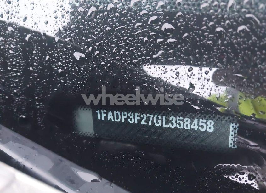 Photo 9 of 2016 Ford Focus SE (VIN 1FADP3F27GL358458)