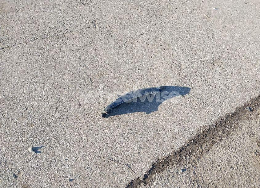 Photo 12 of 2016 Ford Focus SE (VIN 1FADP3F27GL374188)