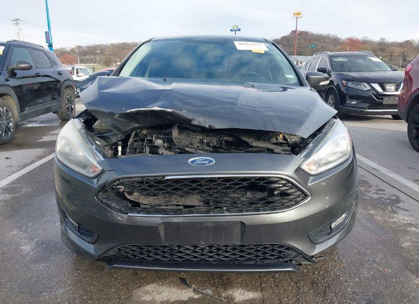 Photo 12 of 2016 Ford Focus SE (VIN 1FADP3F27GL393467)