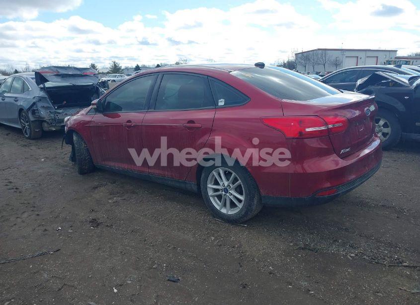 Photo 3 of 2016 Ford Focus SE (VIN 1FADP3F27GL404175)