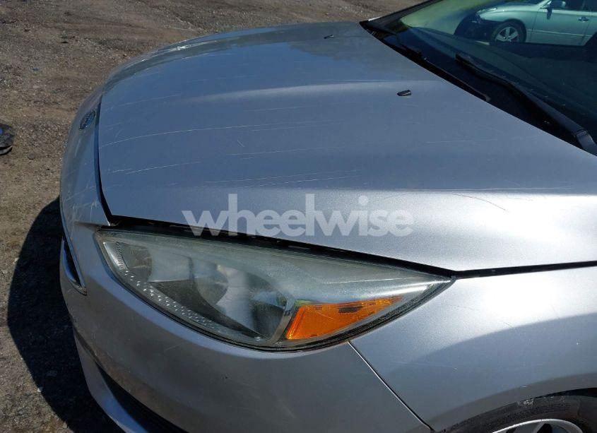 Photo 12 of 2017 Ford Focus SE (VIN 1FADP3F27HL240959)