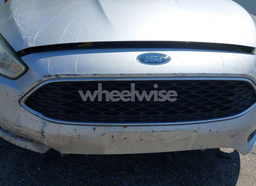 Photo 13 of 2017 Ford Focus SE (VIN 1FADP3F27HL240959)