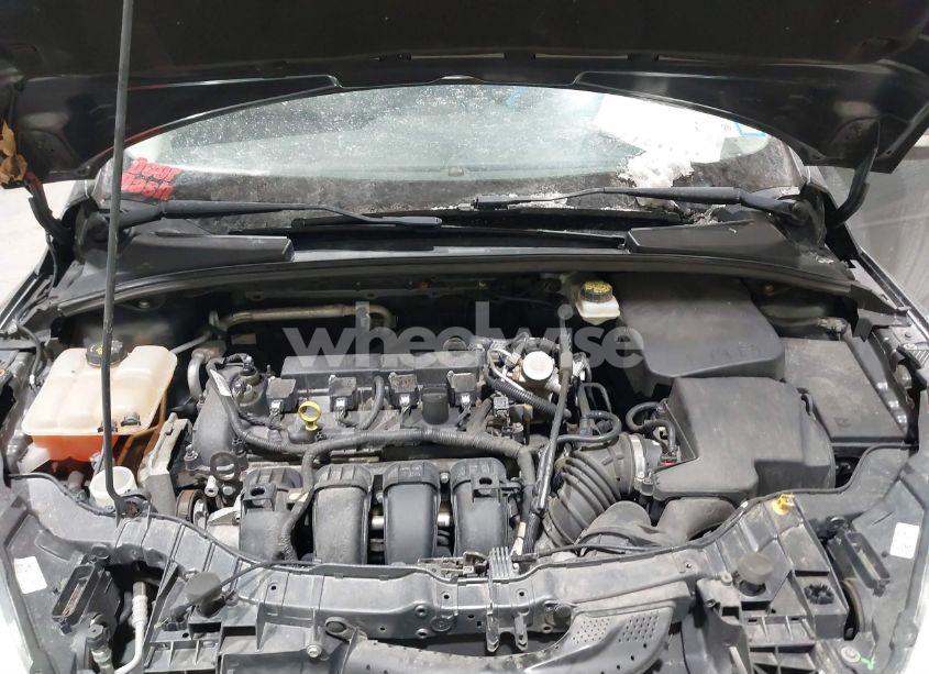 Photo 10 of 2017 Ford Focus SE (VIN 1FADP3F27HL291698)