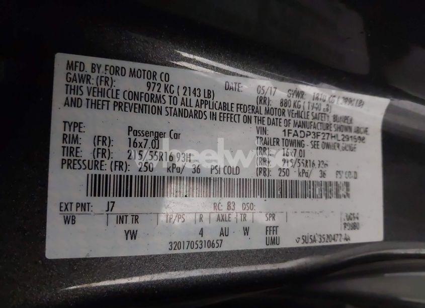 Photo 9 of 2017 Ford Focus SE (VIN 1FADP3F27HL291698)