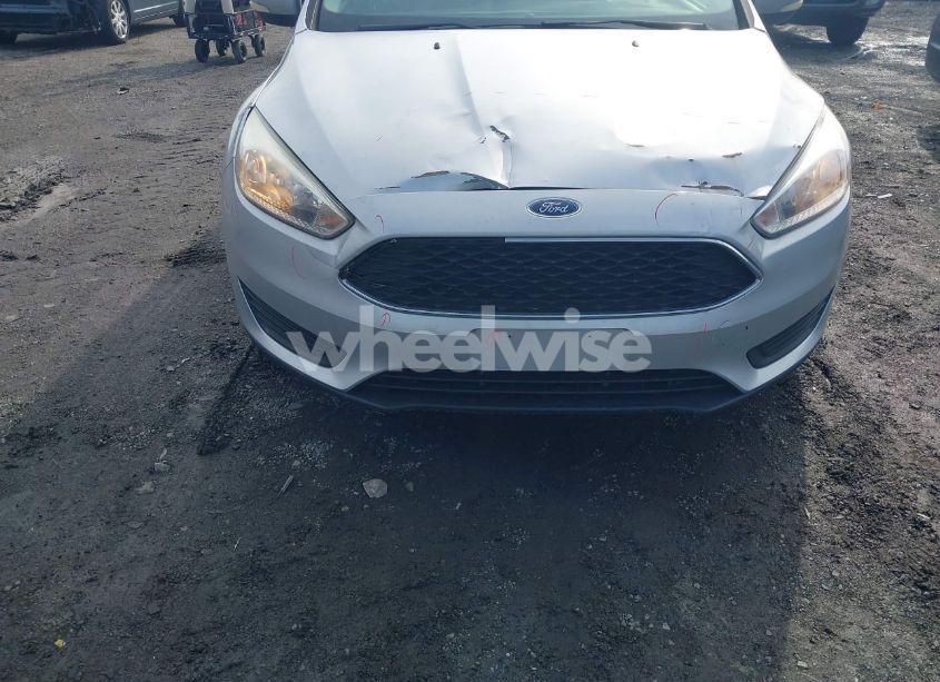 Photo 12 of 2017 Ford Focus SE (VIN 1FADP3F27HL316874)