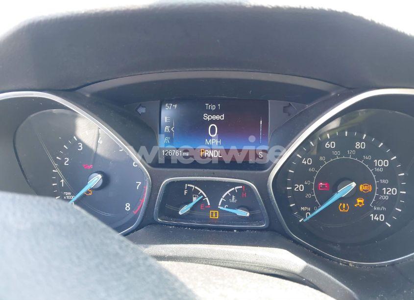 Photo 7 of 2017 Ford Focus SE (VIN 1FADP3F27HL321590)