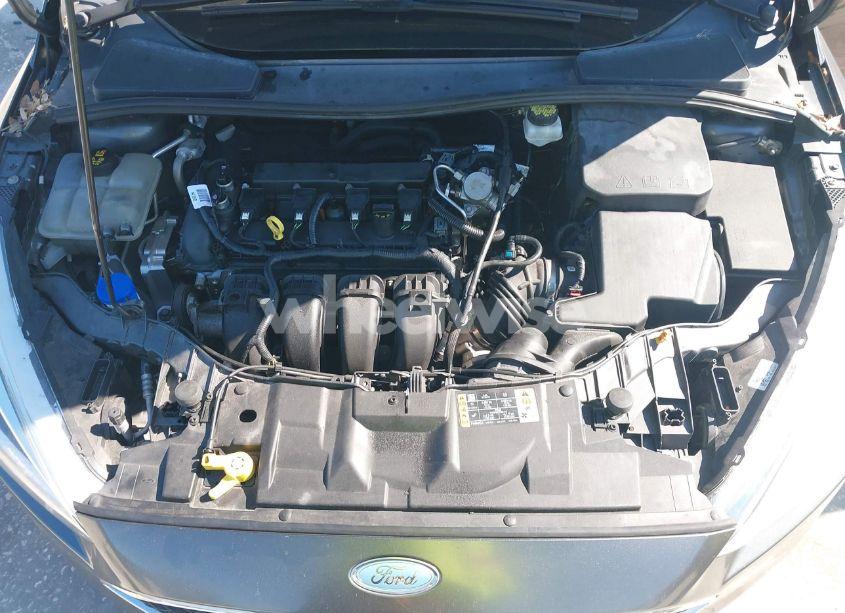 Photo 10 of 2018 Ford Focus SE (VIN 1FADP3F27JL245603)