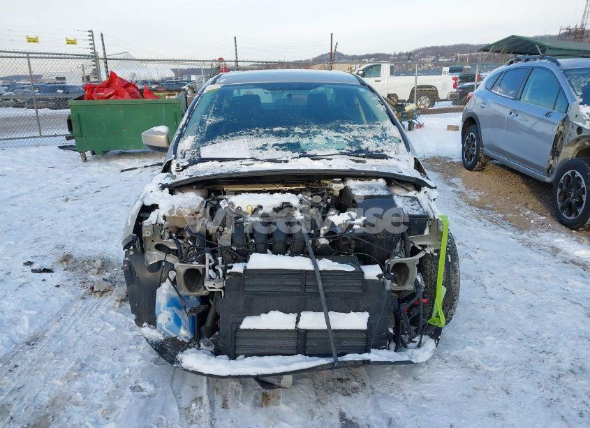 Photo 12 of 2018 Ford Focus SE (VIN 1FADP3F27JL267729)