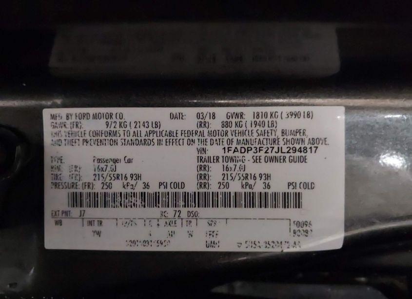 Photo 9 of 2018 Ford Focus SE (VIN 1FADP3F27JL294817)