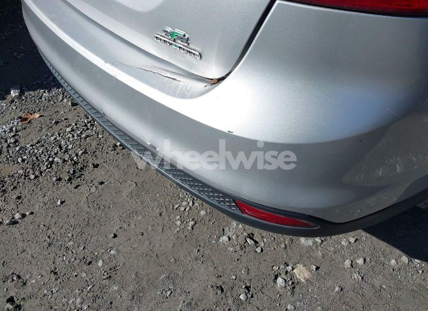 Photo 16 of 2013 Ford Focus SE (VIN 1FADP3F28DL136023)