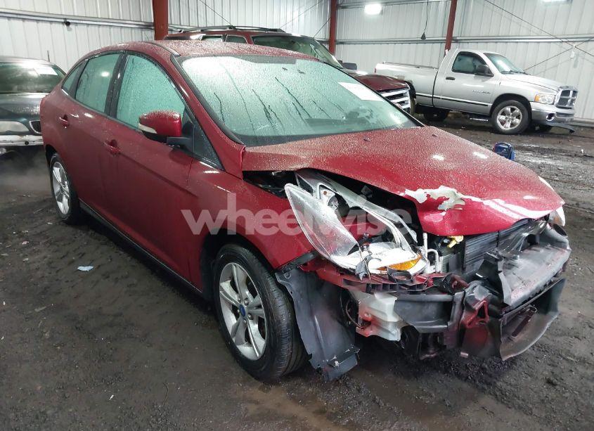 2013 Ford Focus SE (VIN 1FADP3F28DL142730) main photo
