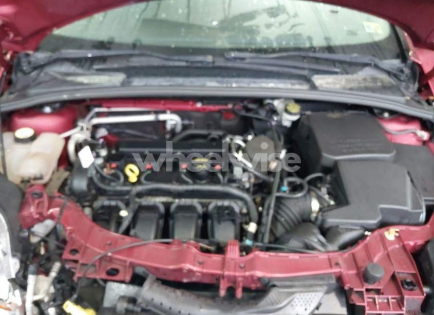 Photo 10 of 2013 Ford Focus SE (VIN 1FADP3F28DL142730)