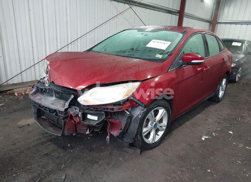 Photo 2 of 2013 Ford Focus SE (VIN 1FADP3F28DL142730)