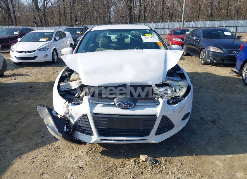Photo 12 of 2013 Ford Focus SE (VIN 1FADP3F28DL180894)