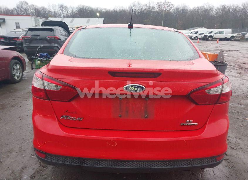Photo 17 of 2013 Ford Focus SE (VIN 1FADP3F28DL194309)