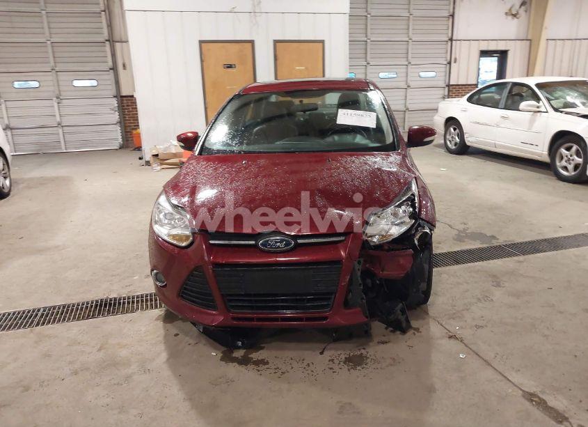 Photo 12 of 2013 Ford Focus SE (VIN 1FADP3F28DL198408)