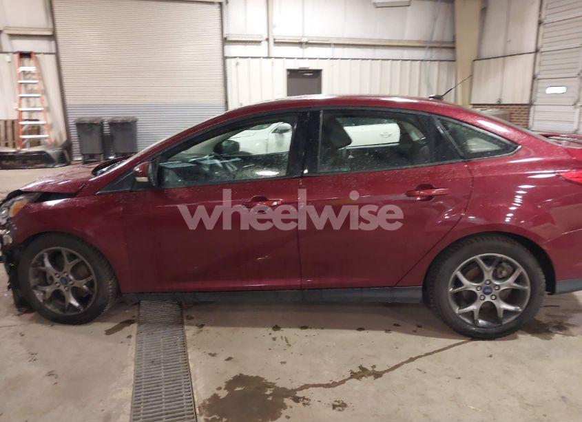 Photo 14 of 2013 Ford Focus SE (VIN 1FADP3F28DL198408)