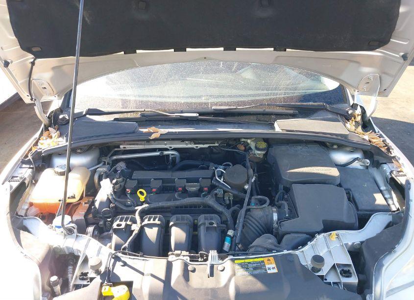 Photo 10 of 2013 Ford Focus SE (VIN 1FADP3F28DL210931)