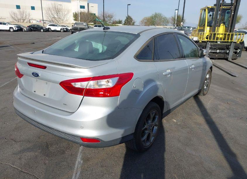 Photo 4 of 2013 Ford Focus SE (VIN 1FADP3F28DL210931)