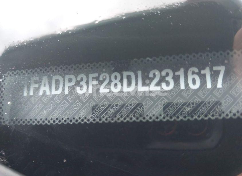 Photo 9 of 2013 Ford Focus SE (VIN 1FADP3F28DL231617)