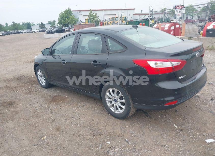 Photo 3 of 2013 Ford Focus SE (VIN 1FADP3F28DL233478)