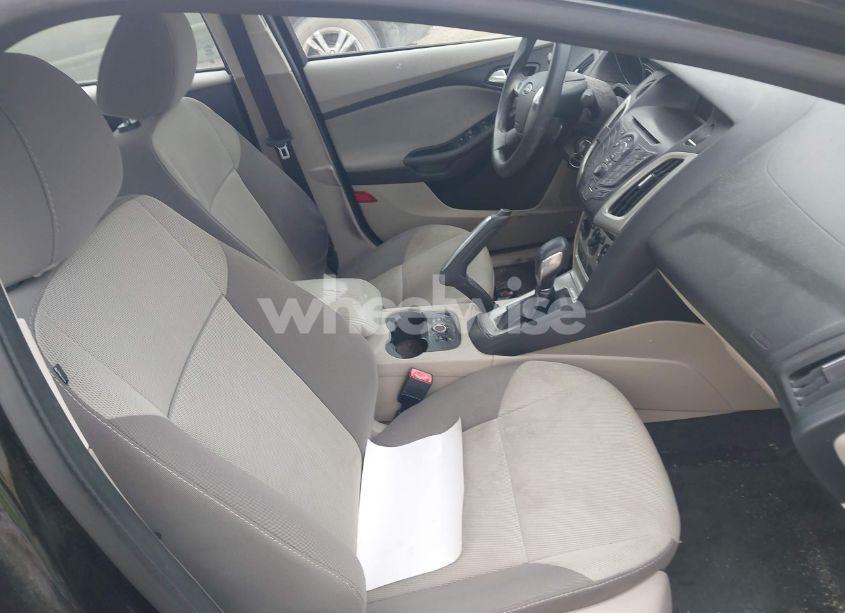 Photo 5 of 2013 Ford Focus SE (VIN 1FADP3F28DL233478)