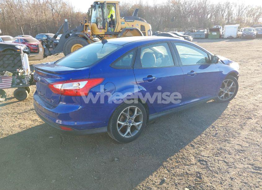 Photo 4 of 2013 Ford Focus SE (VIN 1FADP3F28DL249308)
