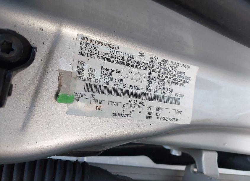 Photo 9 of 2013 Ford Focus SE (VIN 1FADP3F28DL252984)