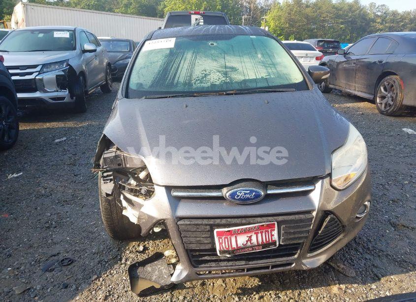 Photo 12 of 2013 Ford Focus SE (VIN 1FADP3F28DL259224)