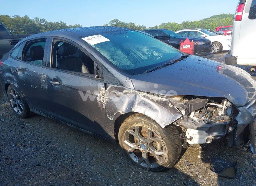 Photo 13 of 2013 Ford Focus SE (VIN 1FADP3F28DL259224)