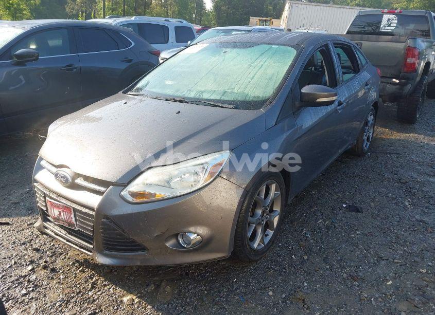 Photo 2 of 2013 Ford Focus SE (VIN 1FADP3F28DL259224)