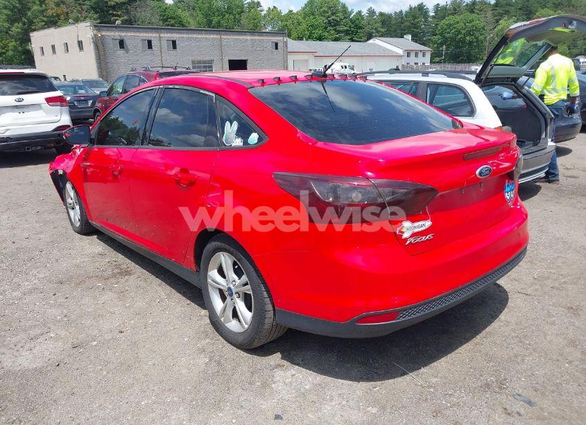 Photo 3 of 2013 Ford Focus SE (VIN 1FADP3F28DL293907)