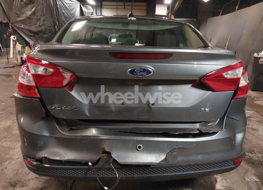Photo 16 of 2013 Ford Focus SE (VIN 1FADP3F28DL317171)