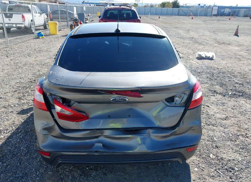 Photo 17 of 2013 Ford Focus SE (VIN 1FADP3F28DL337842)