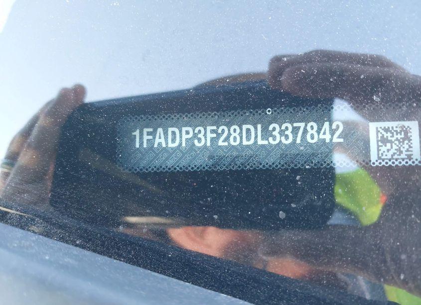 Photo 9 of 2013 Ford Focus SE (VIN 1FADP3F28DL337842)
