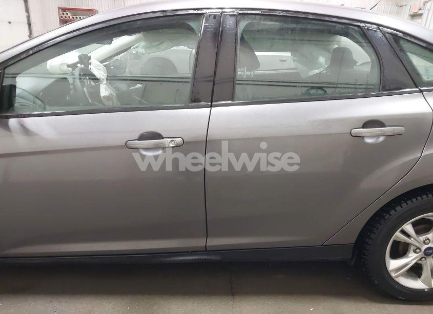 Photo 14 of 2013 Ford Focus SE (VIN 1FADP3F28DL342104)