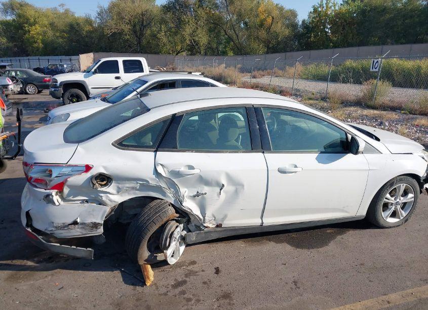 Photo 13 of 2013 Ford Focus SE (VIN 1FADP3F28DL361428)