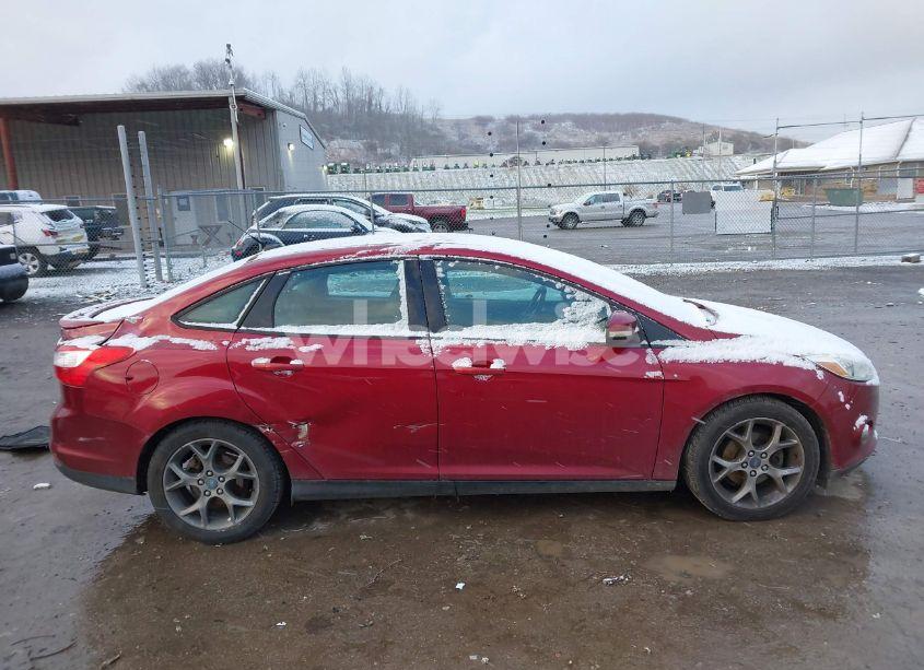 Photo 13 of 2014 Ford Focus SE (VIN 1FADP3F28EL122141)