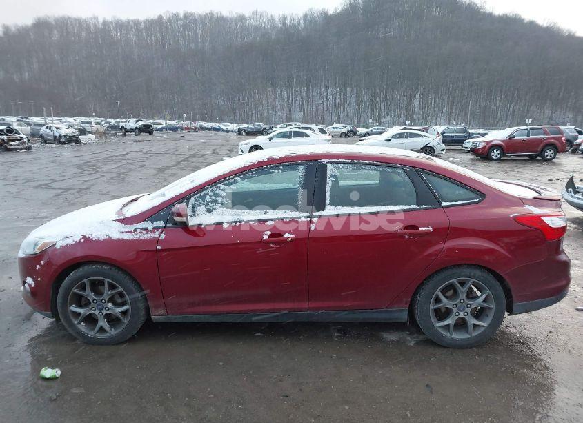 Photo 14 of 2014 Ford Focus SE (VIN 1FADP3F28EL122141)